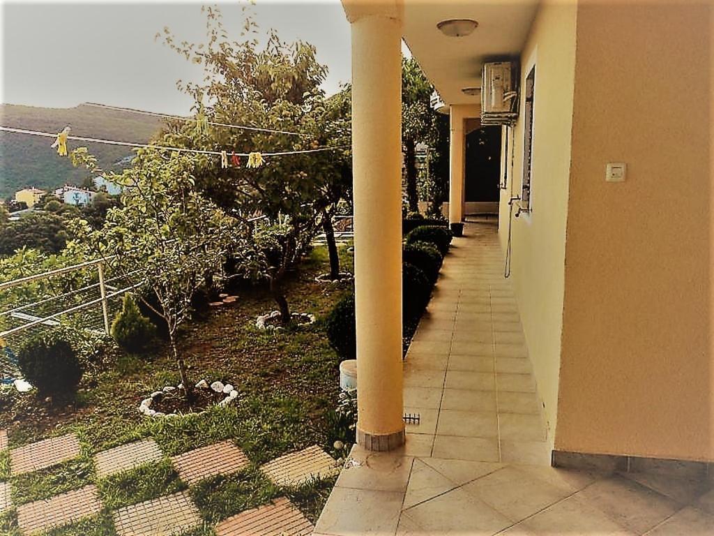 Apartments And Rooms With Parking Space Rabac, Labin - 12368 Bagian luar foto